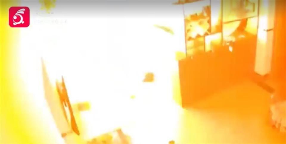 烧伤妈妈后续!丈夫崩溃透露:她状态很差,不想治了想回家。