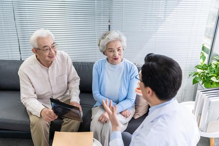 研究发现:一旦吃上降压药,这2件事就别再做了,反而会害了自己