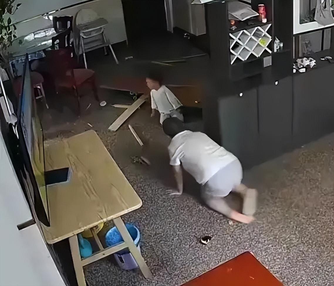 烧伤妈妈后续!丈夫崩溃透露:她状态很差,不想治了想回家。